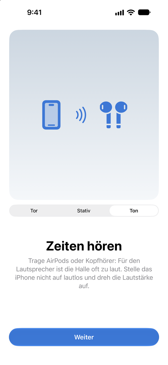 Montageanleitung mit dem Schalter auf Ton, mit einem iPhone, das den Ton an AirPods sendet, und dem Hinweis Zeiten hören: AirPods oder Kopfhörer tragen, für den Lautsprecher ist die Halle oft zu laut